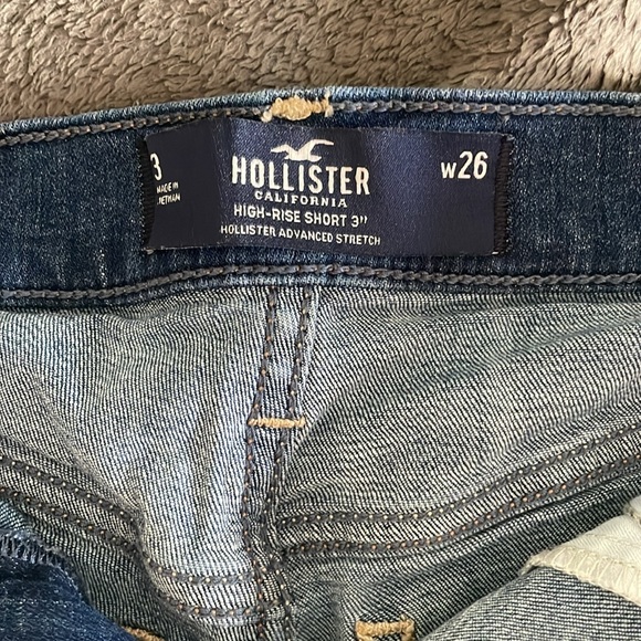 Hollister Jean shorts - Picture 3 of 3